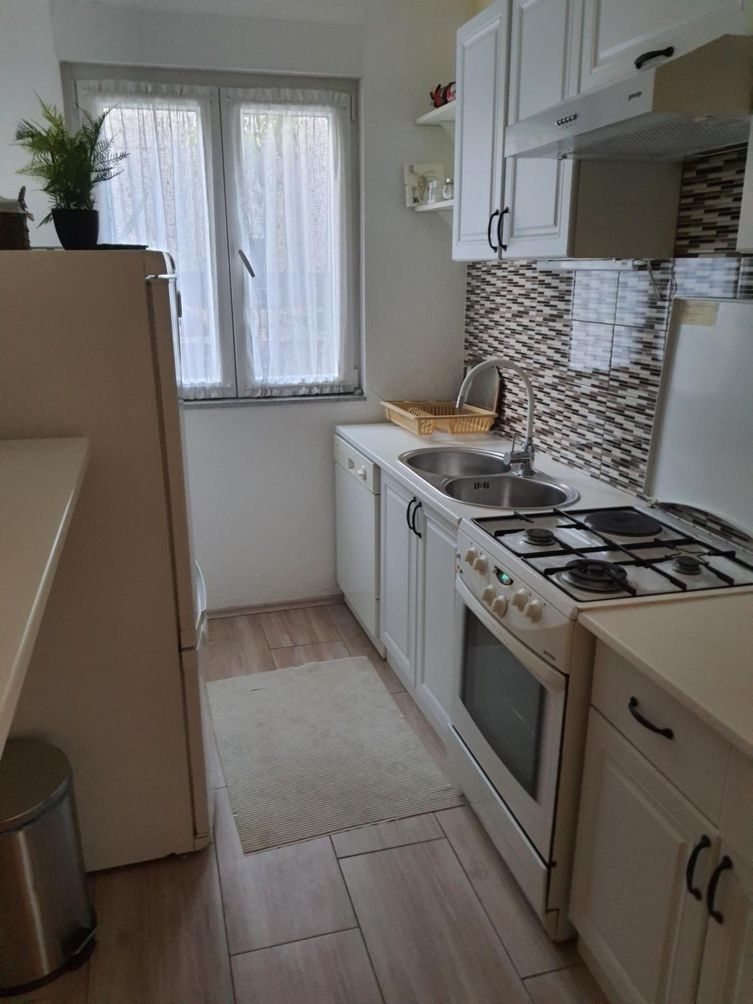 Apartman Sandra Rijeka Exteriör bild